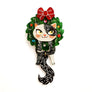 Laliblue : Christmas : Cat in a Christmas wreath brooch