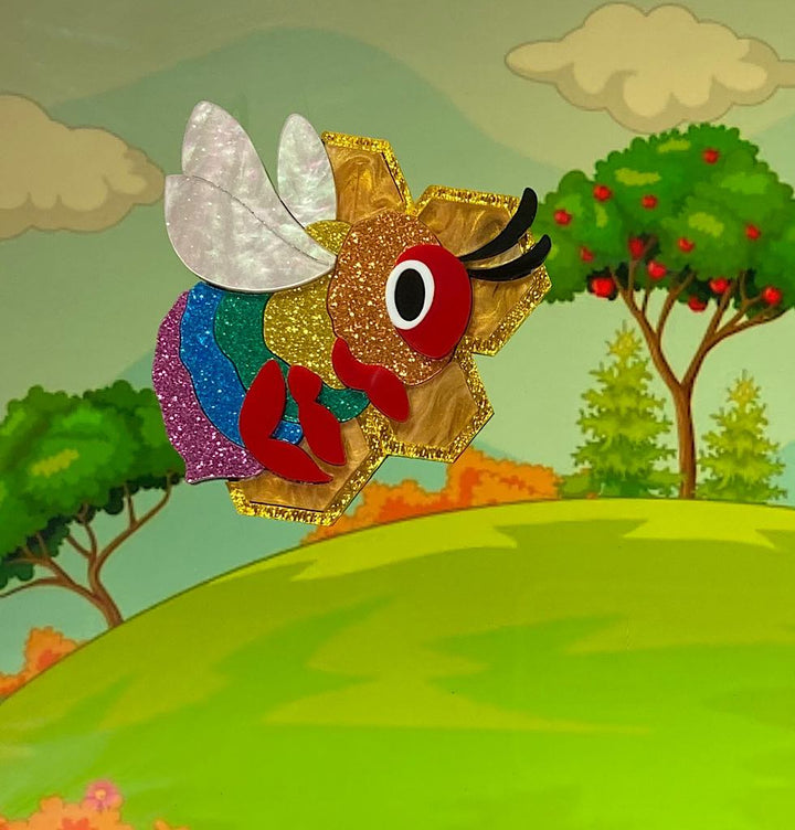 Tantalising Treasures : You've Got A Friend In Me : Rainbow Bee Brooch [PRE-ORDER]
