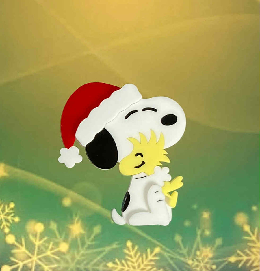 Tantalising Treasures : Christmas : Christmas Hugs Brooch