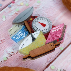 Kimchi & Coconut : Baking Days Brooch [PRE-ORDER]