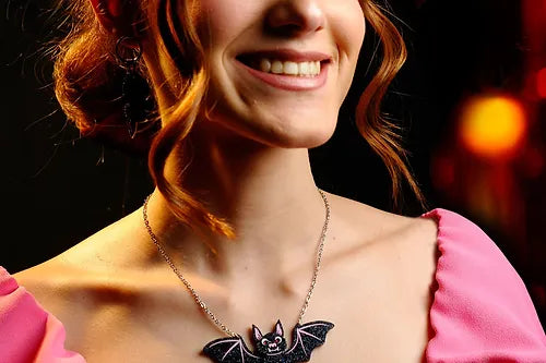 LaliBlue :  Creepy Party :  Bat necklace [PRE-ORDER]