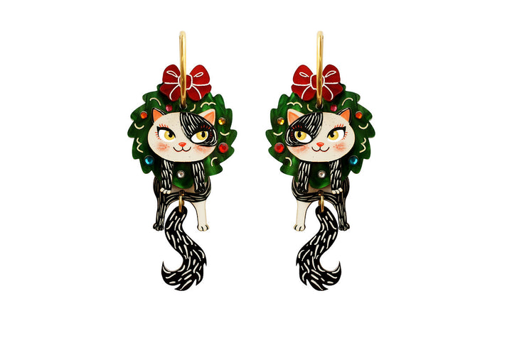 Laliblue : Christmas : Cat in a Christmas wreath earrings
