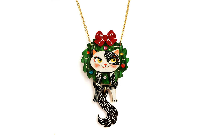 Laliblue : Christmas : Cat in a Christmas wreath necklace