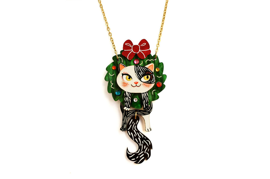 Laliblue : Christmas : Cat in a Christmas wreath necklace