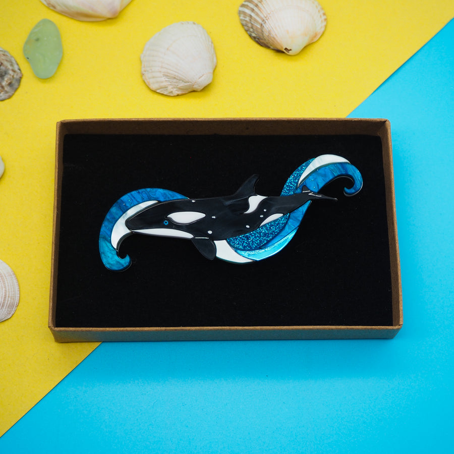 Dolly Dimple Design : Orca Whale Brooch