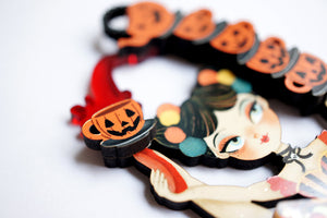 LaliBlue : Cursed Carnival : Contortionist Brooch