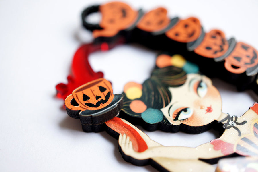 LaliBlue : Cursed Carnival : Contortionist Brooch