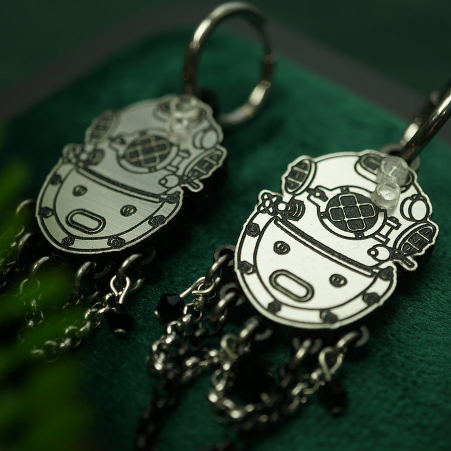 Lost Kiwi Designs : Diver Earrings