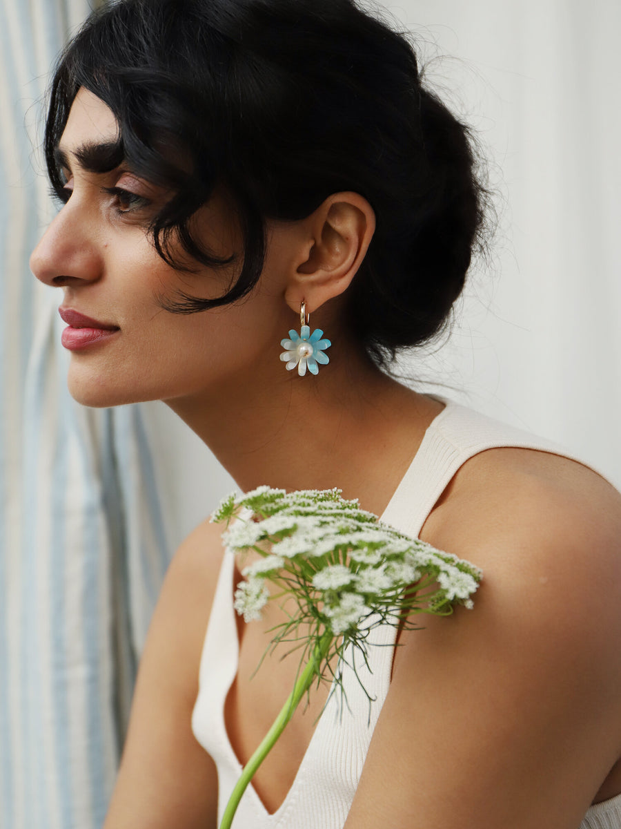 Wolf & Moon : Daisy Hoops in Baby Blue
