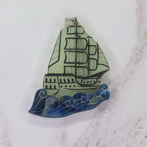 Kimchi & Coconut : Ghost Ship Brooch