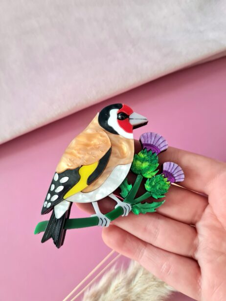 Cherryloco : Goldfinch Brooch