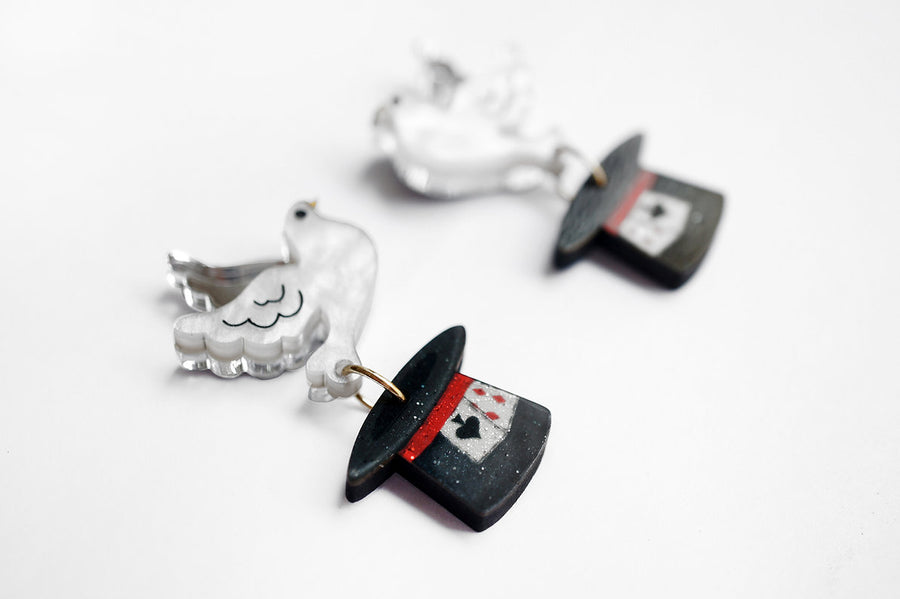 LaliBlue : Cursed Carnival : Magic Trick Earrings