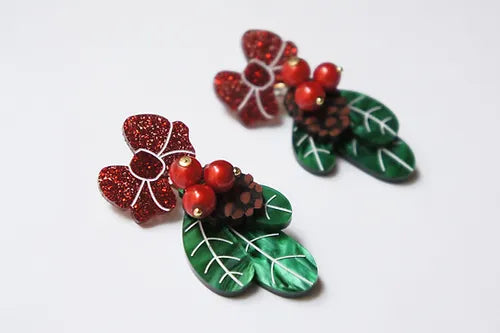 LaliBlue :  Christmas :  Mistletoe Earrings [PRE-ORDER]