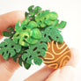 Laliblue : Plant Lover : Monstera brooch