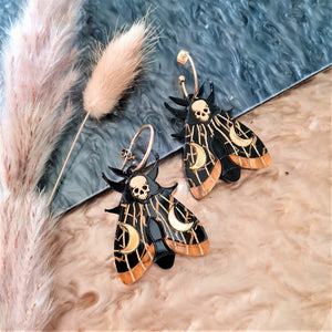 Cherryloco : Mystic moon moth dangle earrings [PRE-ORDER]