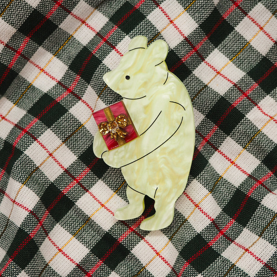 Dolly Dimple Design : Winnie the Pooh with a Gift Brooch [PRE-ORDER]