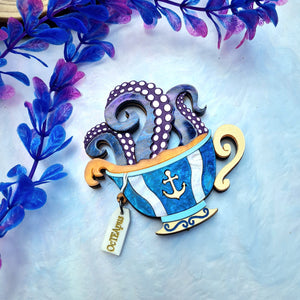 Cherryloco : Octopus Teacup Brooch or Necklace