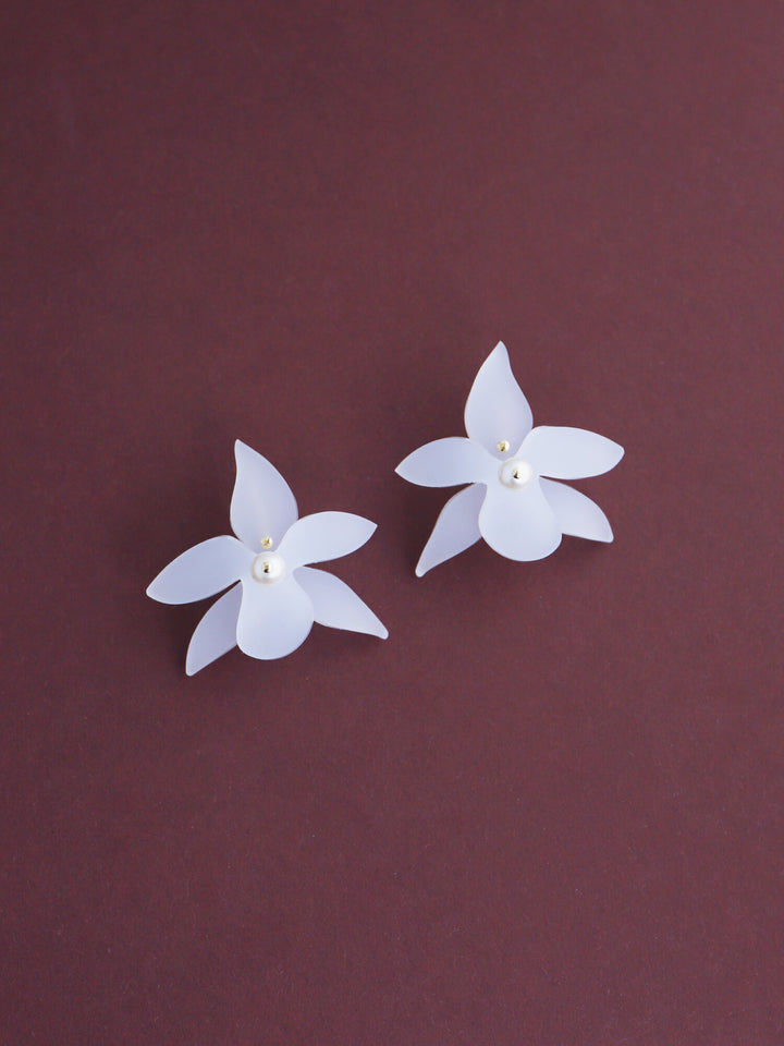 Wolf & Moon : Orchid Earrings in Frost