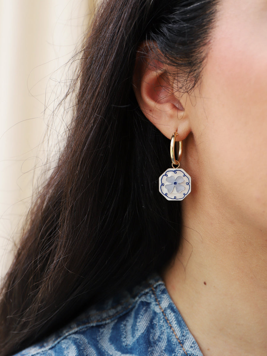 Wolf & Moon : Poppy Charm Hoops