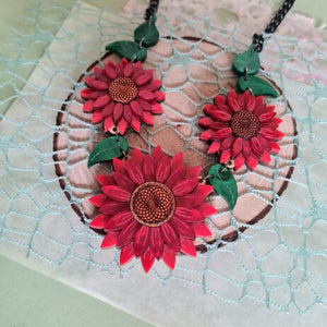 Cherryloco : Red Sunflower Charm Necklace [PRE-ORDER]