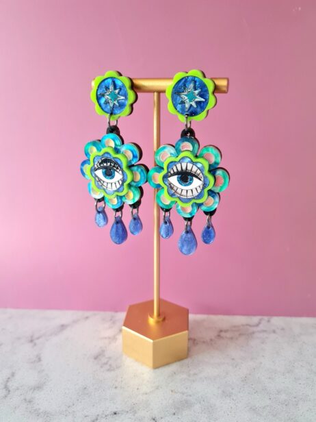 Cherryloco : Retro inspired flower dangle boho earrings