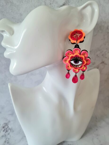 Cherryloco : Retro inspired flower dangle boho earrings