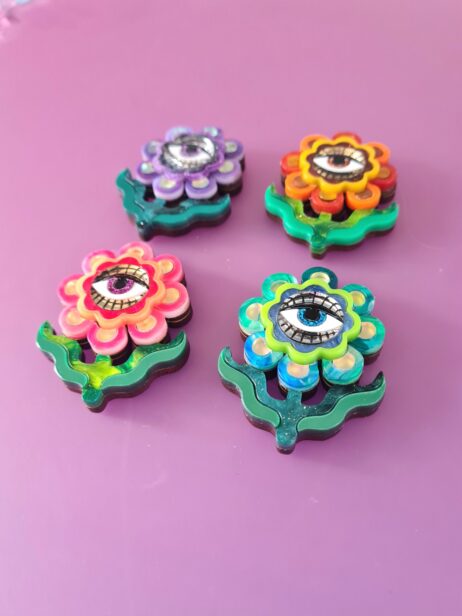 Cherryloco : Retro stylised floral mini brooch
