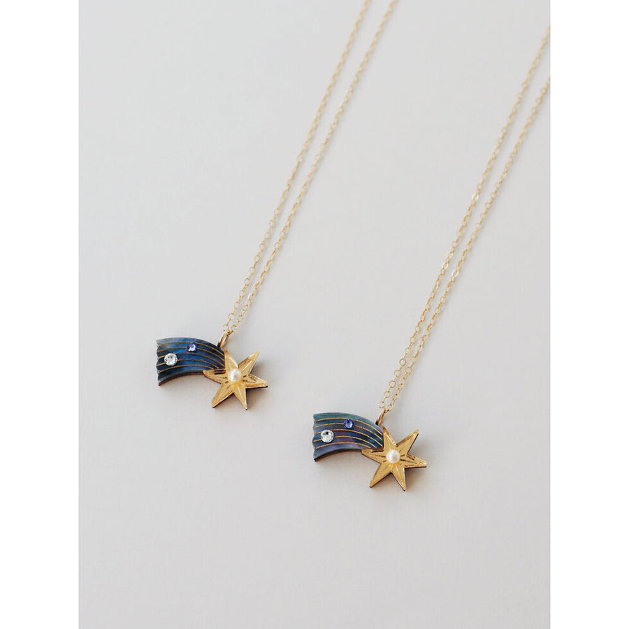 Wolf & Moon : Shooting Start Necklace
