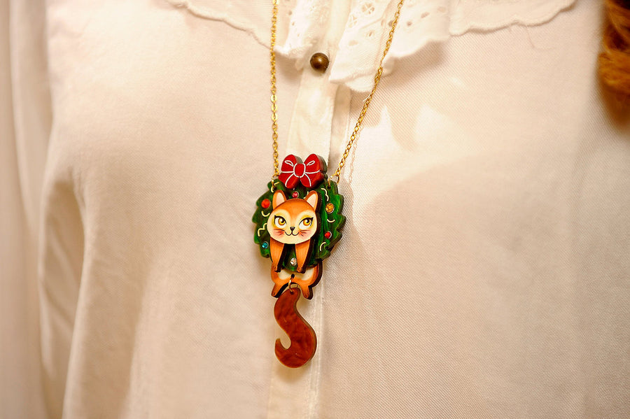 Laliblue : Christmas : Squirrel in a Christmas wreath necklace