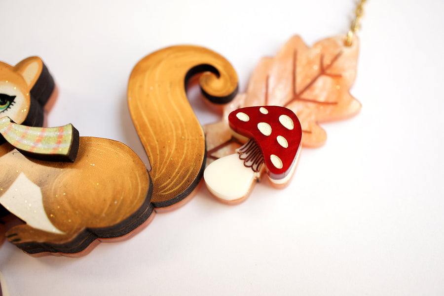 Laliblue : Christmas : Squirrel with mushrooms necklace