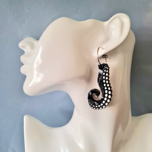 Cherryloco : Tentacle Dangle Earrings [PRE-ORDER]