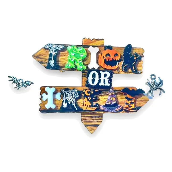 Lipstick & Chrome : Trick or Treat Brooch