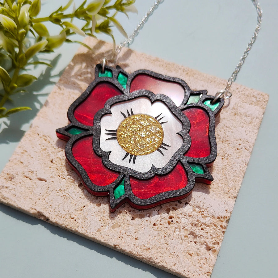 Folk & Fortune : Tudor Rose necklace [LUCKY LAST!]