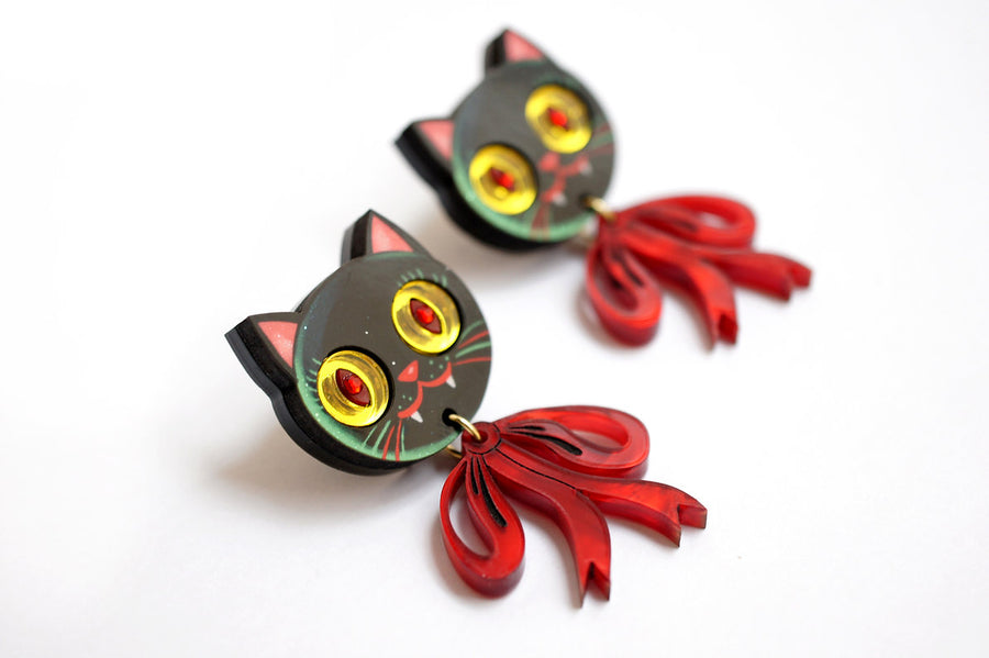 LaliBlue : Cursed Carnival : Vampire Kitten Earrings