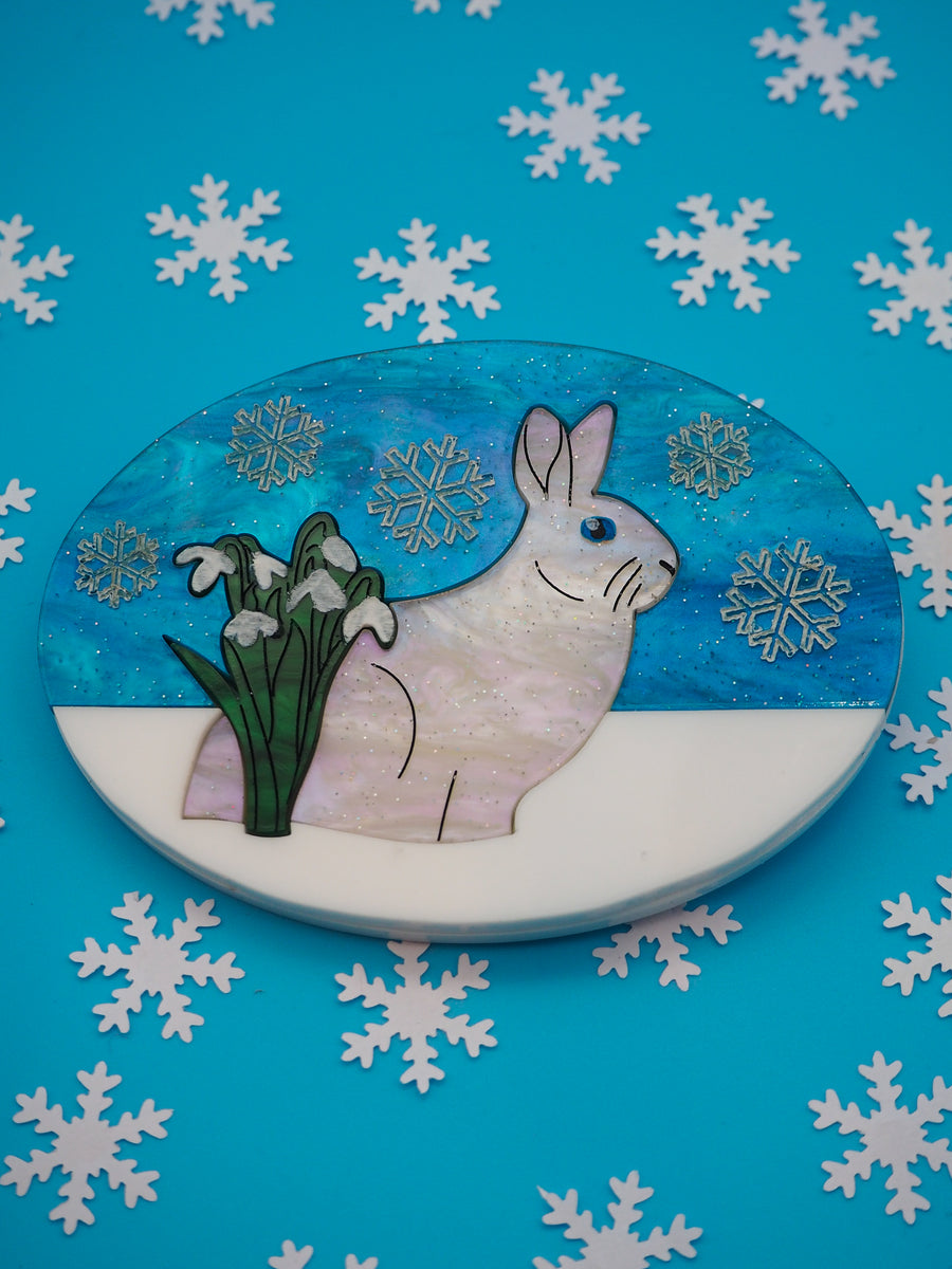 Dolly Dimple Design : Winter Rabbit Brooch