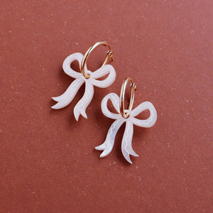 Wolf & Moon : Mini Bow Hoop Earrings in Cream