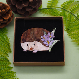 Dolly Dimple Design : Hedgehog Among the Crocuses Brooch