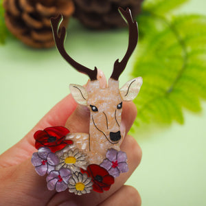 Dolly Dimple Design : Deer Among Wildflowers Brooch