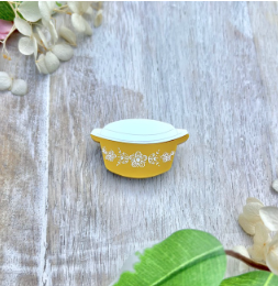 PolyPaige : Pyrex Mini Brooch & Earring Set