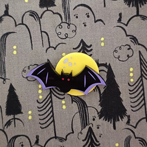 Bright and Bubbly : Halloween : Bat Brooch