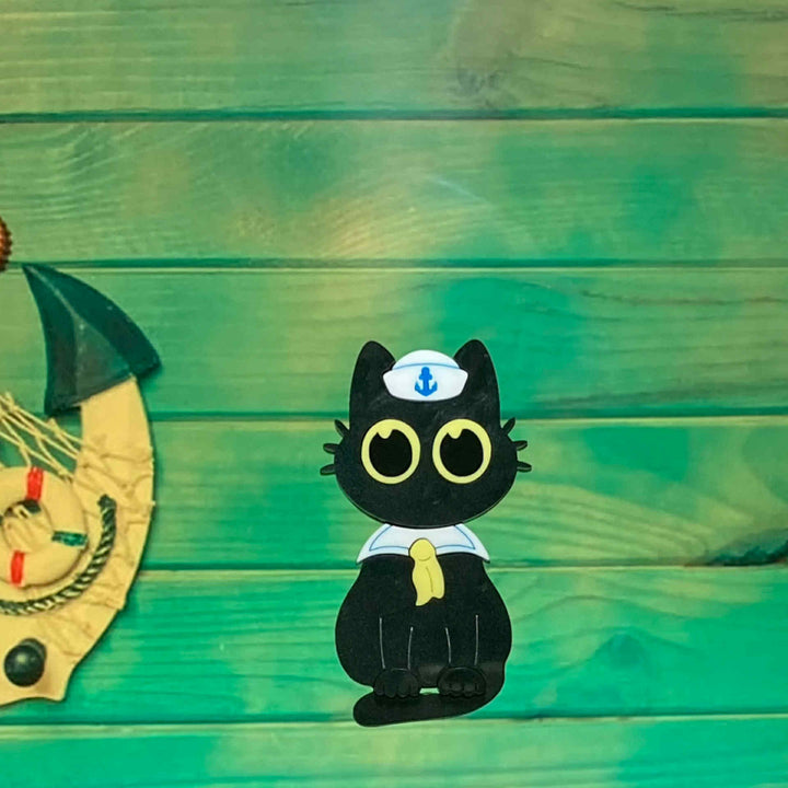 Tantalising Treasures : Flowers, Fairytales & Friends : Sailor Peeper Brooch