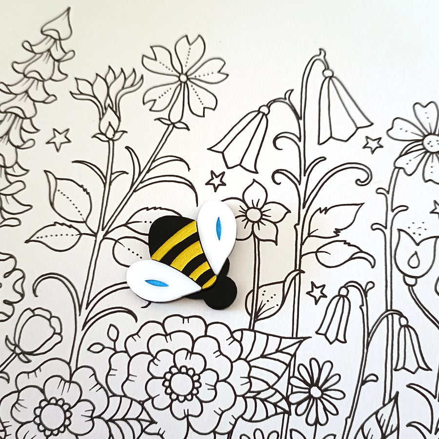 Bright and Bubbly : Silvia's Adventures : Bee Brooch