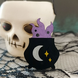 Bright and Bubbly : Halloween : Cauldron Mini Brooch