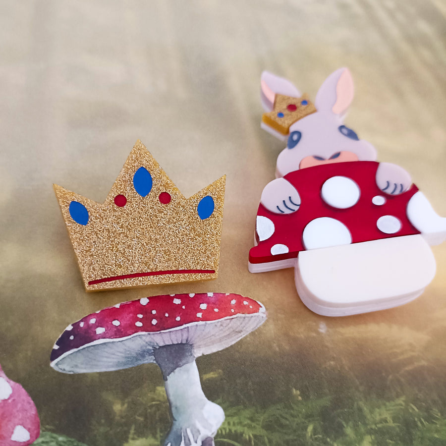 Bright and Bubbly : Whimsical Creatures : Crown Mini Brooch
