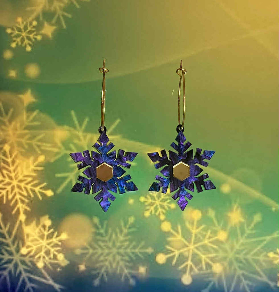 Tantalising Treasures : Christmas : Snowflake earrings