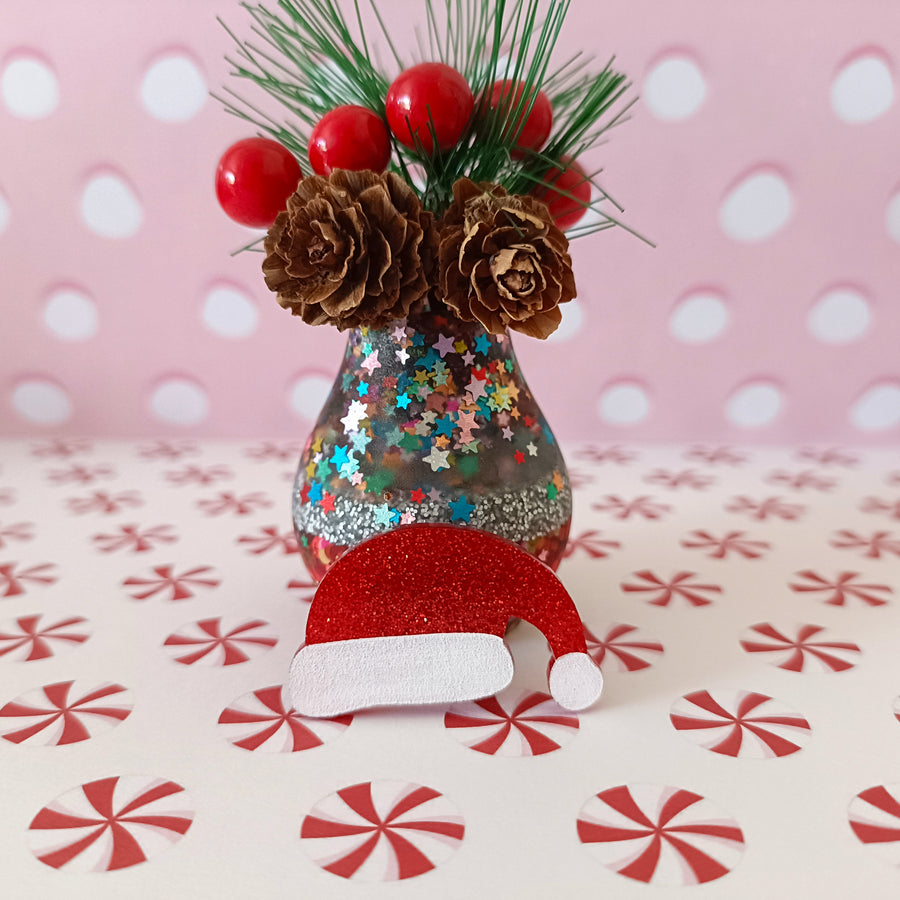 Bright and Bubbly : Christmas : Santa Hat Mini Brooch