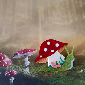 Bright and Bubbly : Silvia's Adventures : Silvia's Garden Adventures Brooch