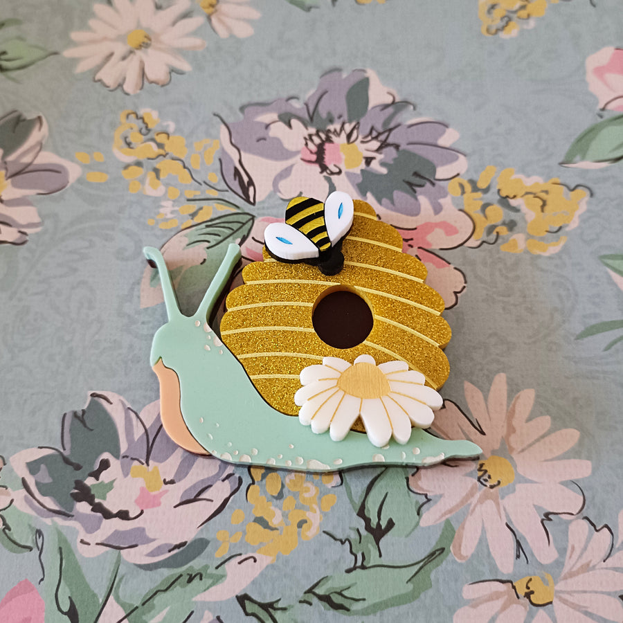 Bright and Bubbly : Silvia's Adventures : Queen Bee Silvia Brooch