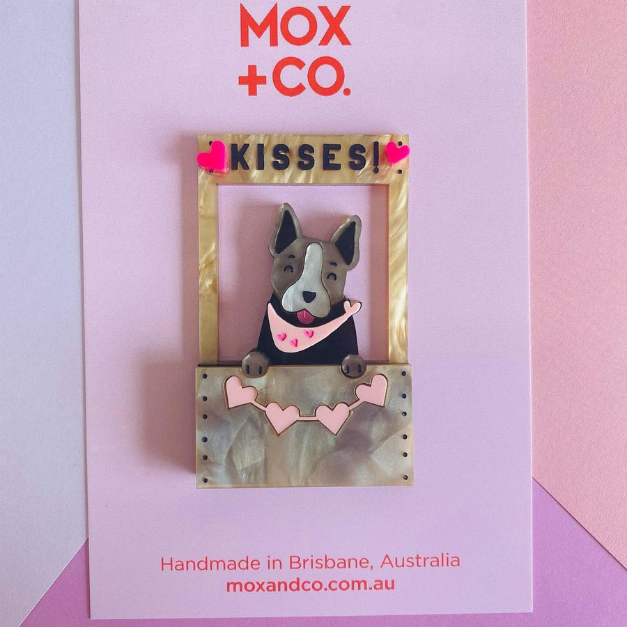 Mox & Co : Valentines : Dog Kisses Brooch [LUCKY LAST!]