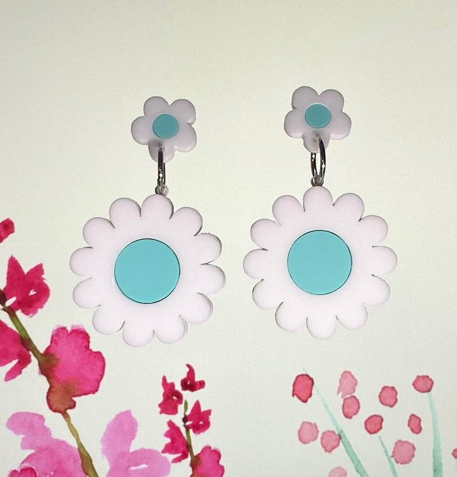 Tantalising Treasures : Spring : Spring Flower Earrings